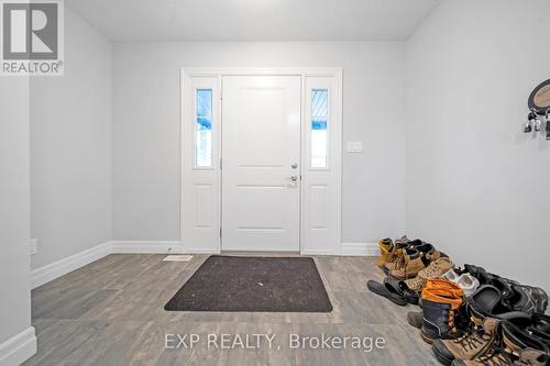 270 Bradshaw Drive, Stratford, ON - Indoor Photo Showing Other Room