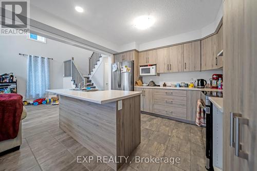 270 Bradshaw Drive, Stratford, ON - Indoor Photo Showing Kitchen