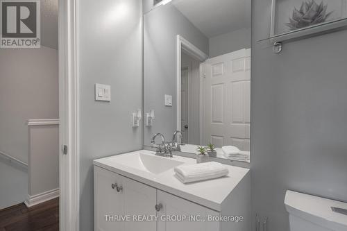 17 - 1415 Commissioners Road, London, ON - Indoor Photo Showing Bathroom