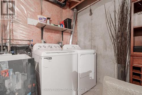 #17 -1415 Commissioners Rd, London, ON - Indoor Photo Showing Laundry Room