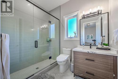 22959 Denfield Road, Middlesex Centre, ON - Indoor Photo Showing Bathroom