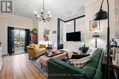 321 Owen Sound Street, Shelburne, ON - Indoor Photo Showing Living Room