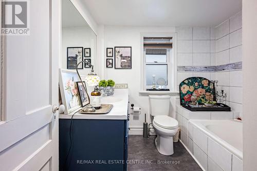 321 Owen Sound Street, Shelburne, ON - Indoor Photo Showing Bathroom