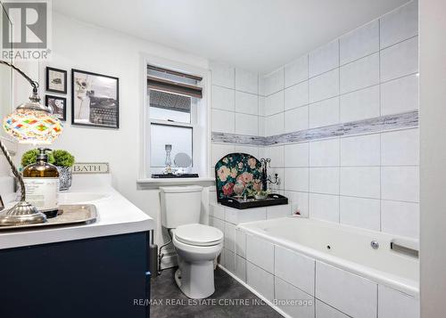 321 Owen Sound Street, Shelburne, ON - Indoor Photo Showing Bathroom
