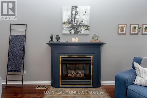 43642 Sparta Line, Central Elgin, ON - Indoor Photo Showing Living Room With Fireplace