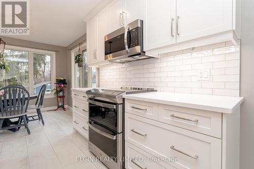 43642 Sparta Line, Central Elgin, ON - Indoor Photo Showing Kitchen With Upgraded Kitchen