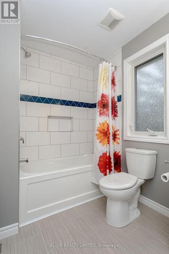 43642 Sparta Line, Central Elgin, ON - Indoor Photo Showing Bathroom
