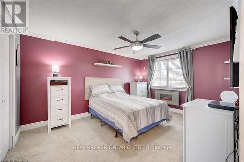 58 Bayview Drive, Grimsby, ON - Indoor Photo Showing Bedroom