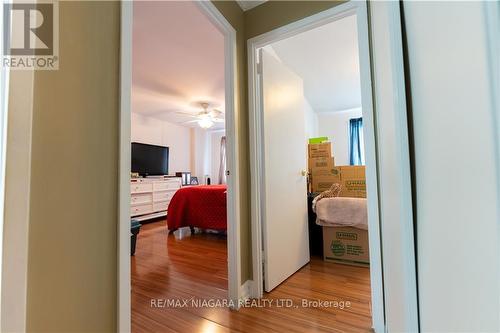 #904 -15 Towering Heights Blvd, St. Catharines, ON - Indoor Photo Showing Other Room