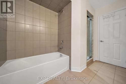 983 Edinburgh Drive, Woodstock, ON - Indoor Photo Showing Bathroom
