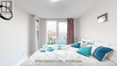 #342 -1395 Williamsport Dr, Mississauga, ON - Indoor Photo Showing Bedroom