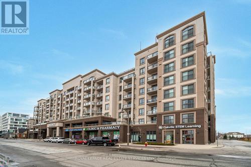 #328 -2486 Old Bronte Rd, Oakville, ON - Outdoor With Balcony With Facade