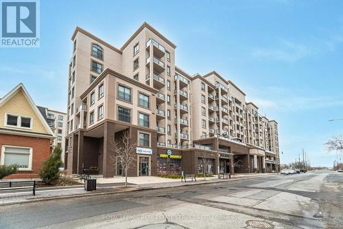 #328 -2486 Old Bronte Rd, Oakville, ON - Outdoor With Balcony With Facade