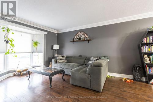 19 Bogart Crescent, Belleville, ON - Indoor Photo Showing Living Room
