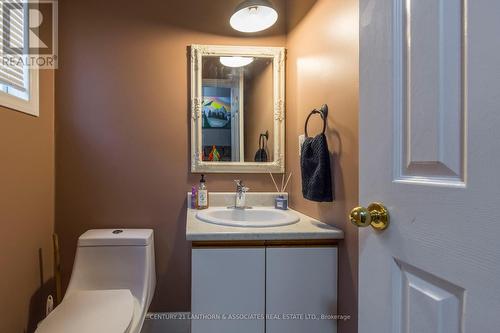 19 Bogart Cres, Belleville, ON - Indoor Photo Showing Bathroom