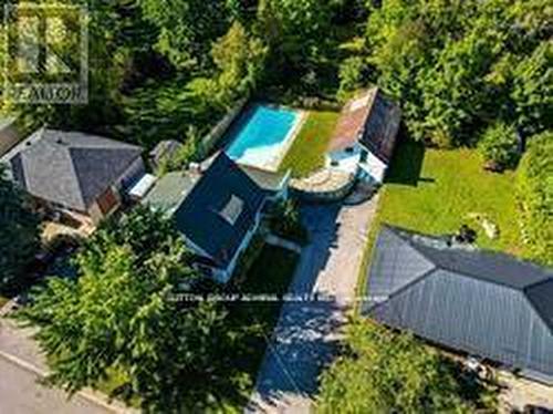 8 South St W, Orillia, ON - Outdoor With In Ground Pool