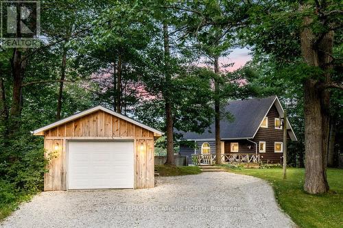 157 Woodland Dr, Wasaga Beach, ON - Outdoor