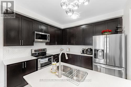 71 Humberstone Crescent, Brampton, ON - Indoor Photo Showing Kitchen With Double Sink With Upgraded Kitchen