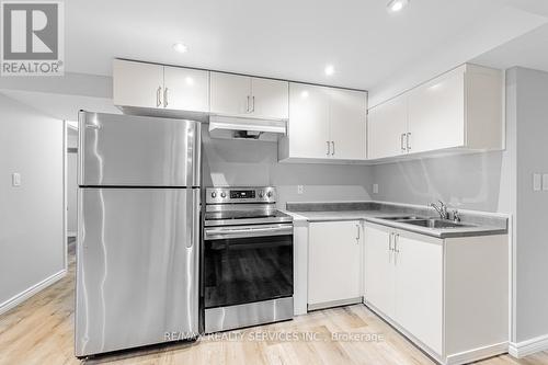 71 Humberstone Crescent, Brampton, ON - Indoor Photo Showing Kitchen With Double Sink