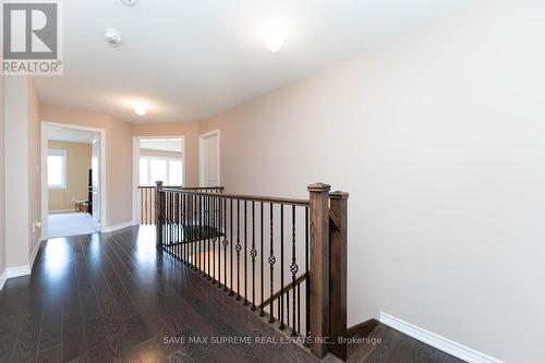 950 Cole St, Innisfil, ON - Indoor Photo Showing Other Room