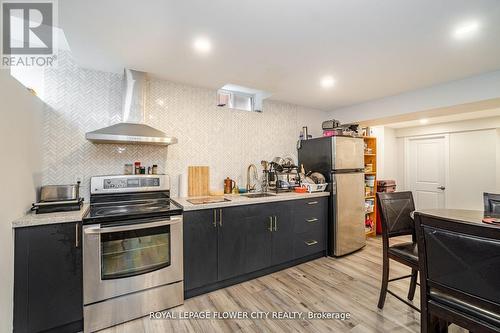 36 Attraction Drive, Brampton, ON - Indoor Photo Showing Kitchen