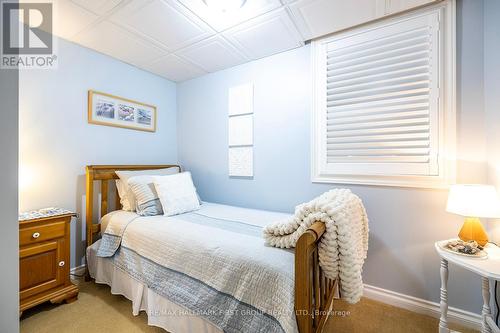 17050 Old Simcoe Rd, Scugog, ON - Indoor Photo Showing Bedroom