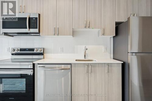 #316 -1480 Bayly St, Pickering, ON - Indoor Photo Showing Kitchen