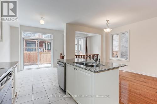 31 Ducharme Drive, Richmond Hill, ON - Indoor Photo Showing Kitchen With Double Sink