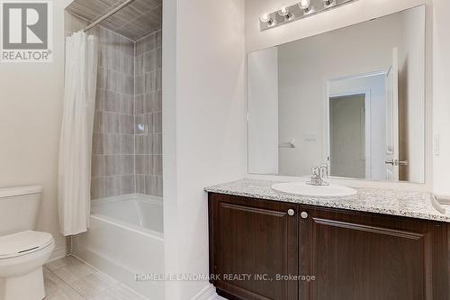 31 Ducharme Drive, Richmond Hill, ON - Indoor Photo Showing Bathroom