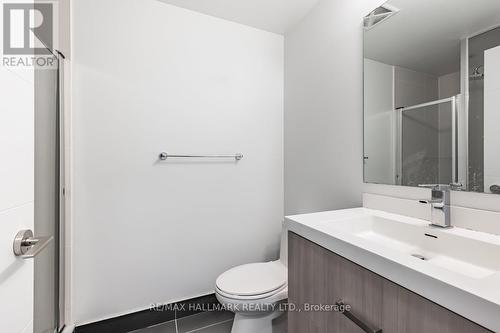 #3811 -50 Wellesley St E, Toronto, ON - Indoor Photo Showing Bathroom