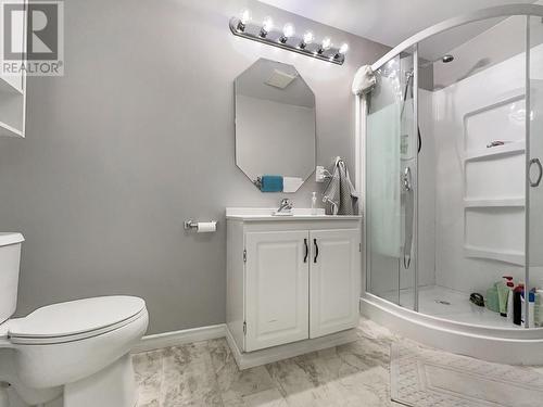 345 Patenaude Drive, Williams Lake, BC - Indoor Photo Showing Bathroom