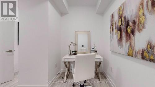#S409 -8 Olympic Gdn Dr, Toronto, ON - Indoor Photo Showing Bathroom