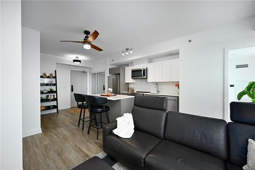 Open Concept Living Room - 3210 Dakota Common|Unit #A907, Burlington, ON - Indoor