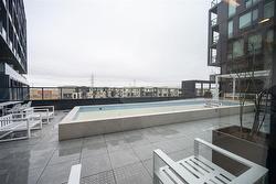Pool & Roof Top Patio - 