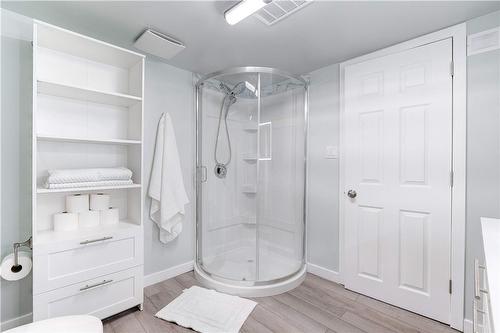 Basement - 3 PC Bath - 17 Dundas Street, Dundas, ON - Indoor Photo Showing Bathroom