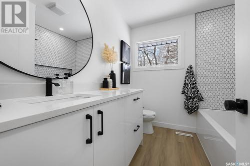 3510 Wascana Street, Regina, SK - Indoor Photo Showing Bathroom