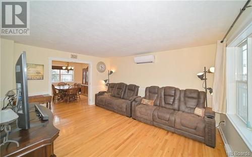 41 Lonewater Street, Fredericton, NB - Indoor Photo Showing Living Room