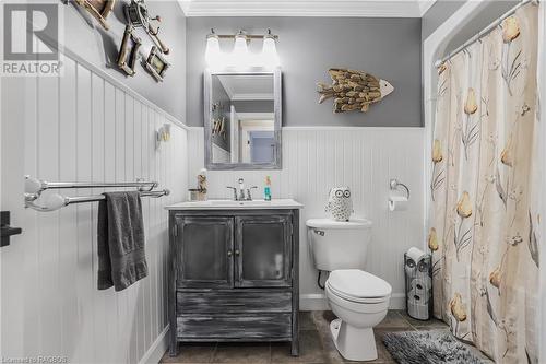 23 Pierce Street N, South Bruce Peninsula, ON - Indoor Photo Showing Bathroom
