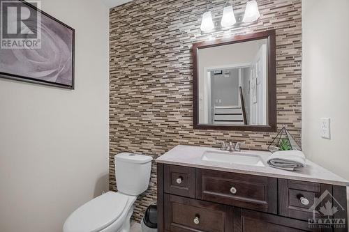 686 Morewood Crescent, Ottawa, ON - Indoor Photo Showing Bathroom
