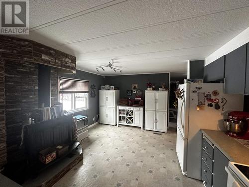 8 Fediw Road, Fort Nelson, BC - Indoor Photo Showing Dining Room