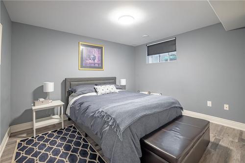 677 Central Avenue, Fort Erie, ON - Indoor Photo Showing Bedroom