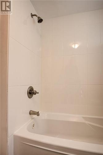 1739 Oriole Drive, Sudbury, ON - Indoor Photo Showing Bathroom