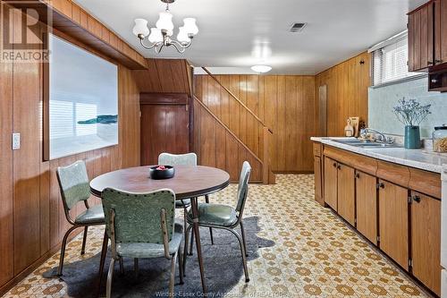 1075 Frank Avenue, Windsor, ON - Indoor Photo Showing Dining Room