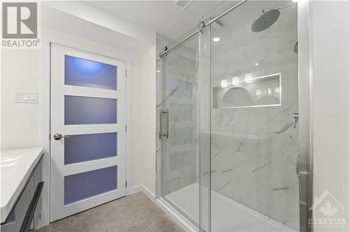 208 Quarter Horse Street, Ottawa, ON - Indoor Photo Showing Bathroom
