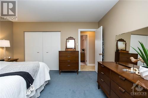 22 Cortleigh Drive, Ottawa, ON - Indoor Photo Showing Bedroom