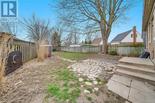 100 Dunn Avenue, Chatham, ON - Outdoor