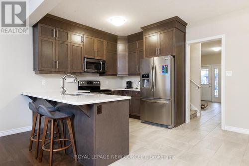 20 Mccann Street, Guelph, ON - Indoor Photo Showing Kitchen