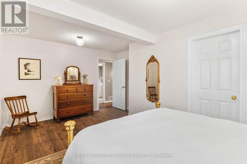 35 Moira Lea Crt, Belleville, ON - Indoor Photo Showing Bedroom