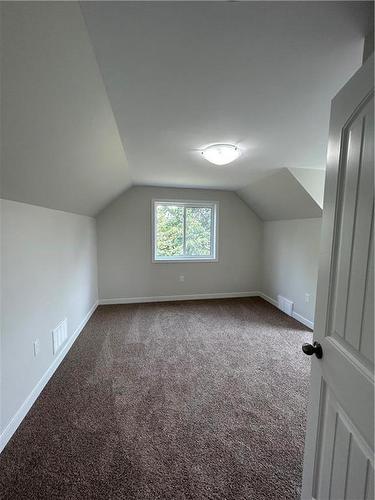123 B Fanny Street, Carberry, MB - Indoor Photo Showing Other Room