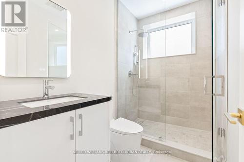 38 Kingdom St, Toronto, ON - Indoor Photo Showing Bathroom